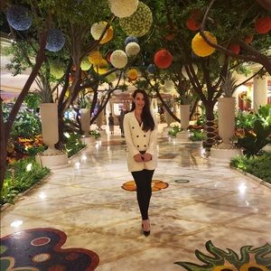 Meet your Posher, Gabriela